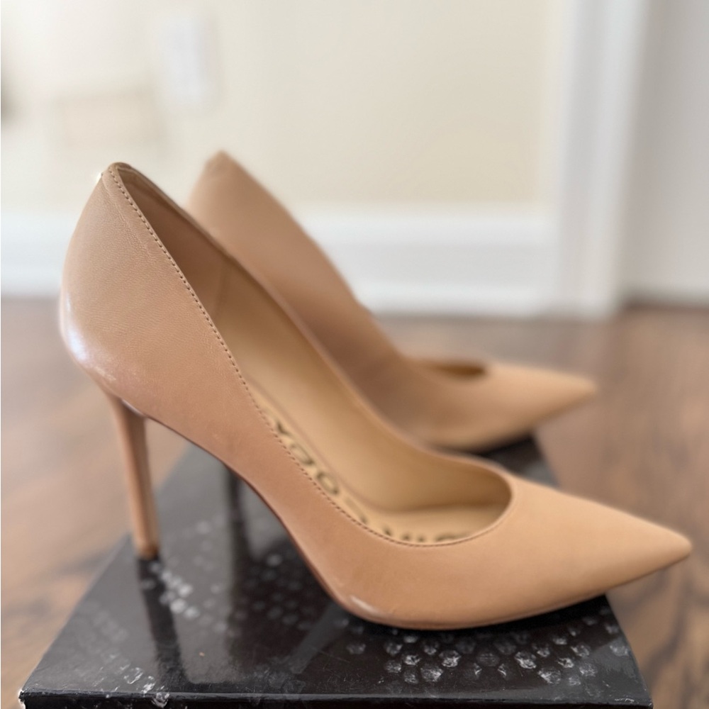 Sam Edelman Hazel Pointed Toe Nude Pumps size 7 narrow